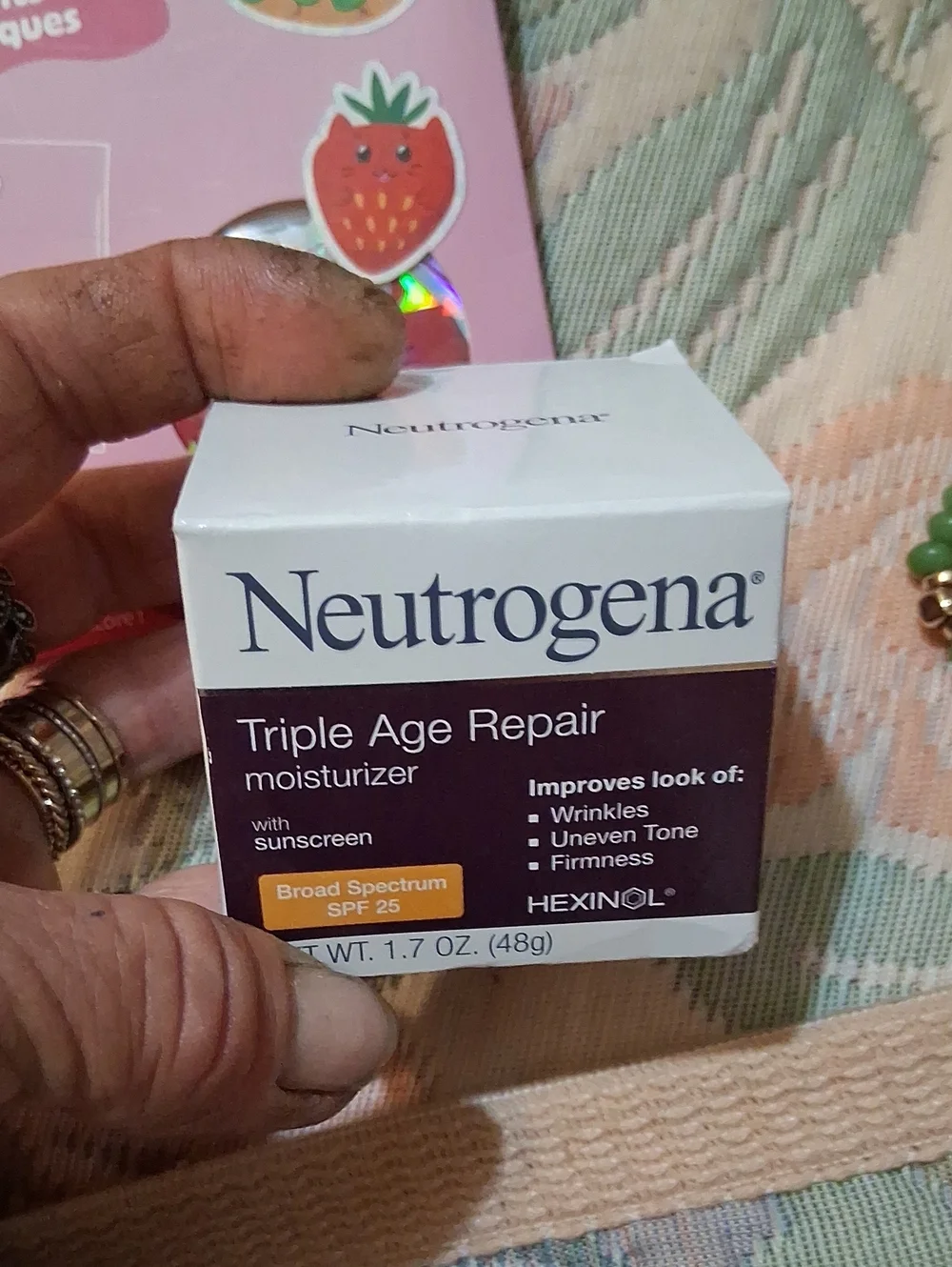Neutrogena Age Repair Cream